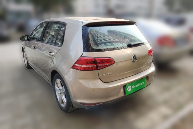 Used Volkswagen Golf 2016 1.6L Automatic Fashion Model Rear Left 45 Deg