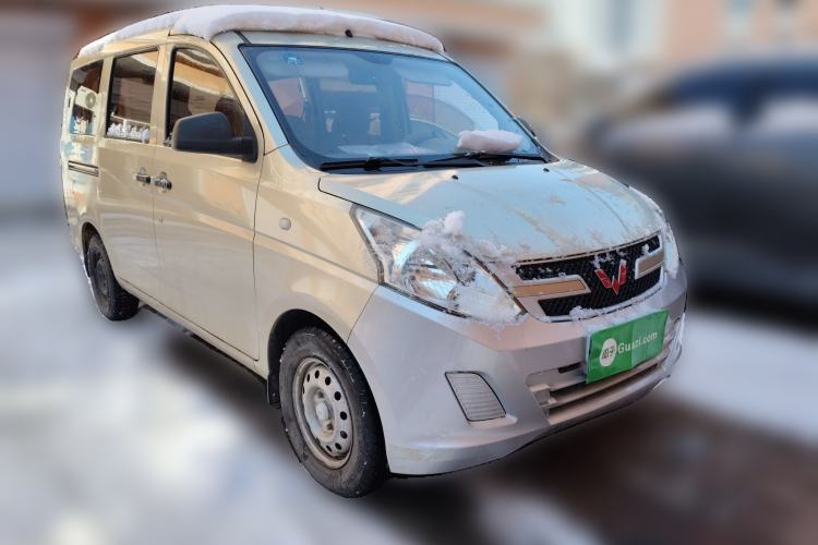 Used Wuling Rongguang V 2015 1.2L Practical Model Front Right 45 Deg