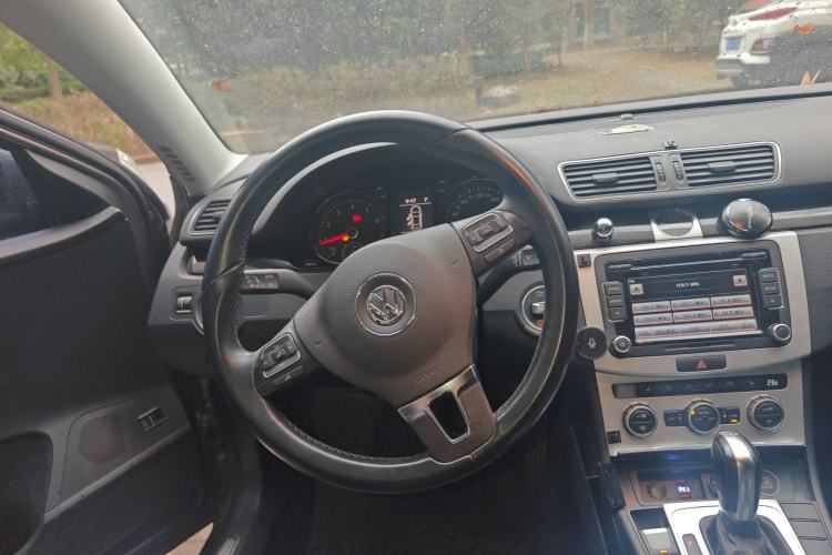 Used Volkswagen Magotan 2013 2.0 TSI Luxury Model
