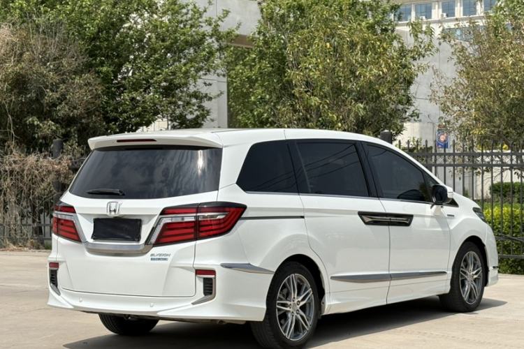 Used Honda Elysion 2019 2.0L Hybrid Luxury Edition
