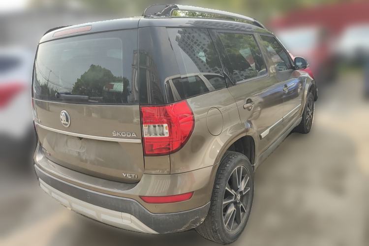 Used Skoda Yeti 2014 1.8TSI DSG All-Wheel Drive Edition Rear Right 45 Deg