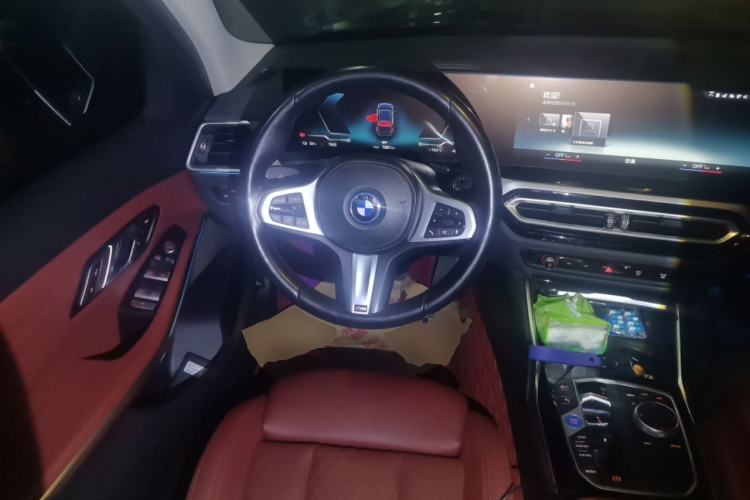 Used BMW i3 2022 eDrive 35 L Steering Wheel