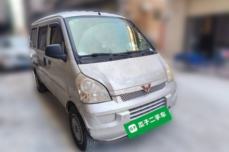 Used Wuling Rongguang 2012 1.2L Extended Basic Version LJY Front Right 45 Deg