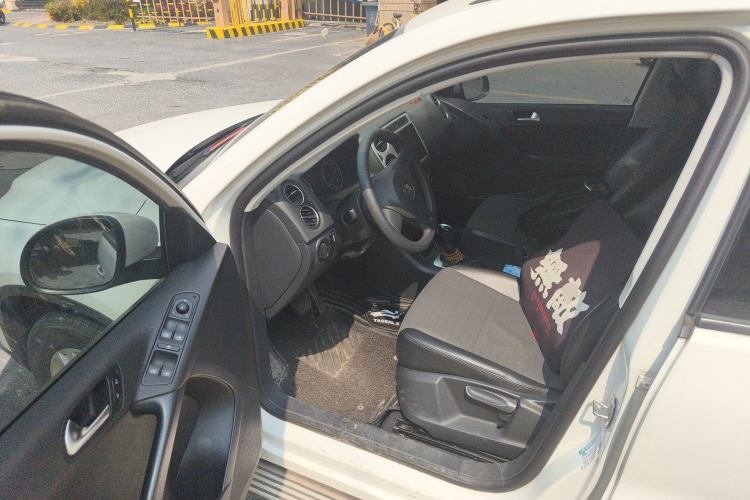 Used Volkswagen Tiguan 2015 1.8TSI Automatic Two-Wheel Drive Trend Edition Driver Seat