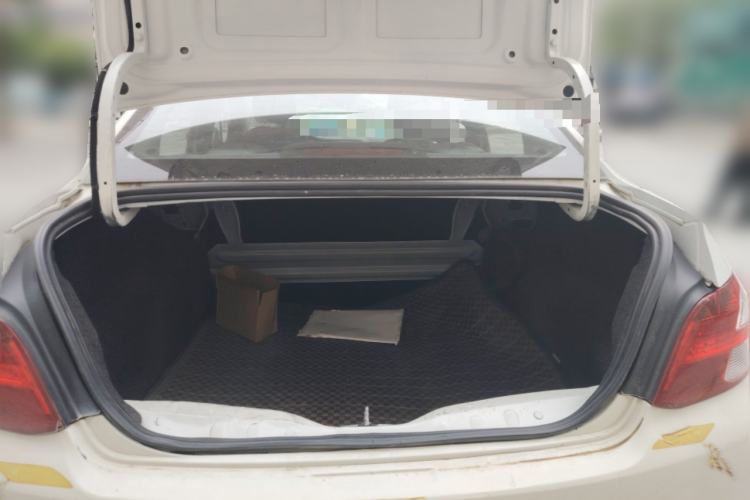 Used Peugeot 301 2016 1.6L Manual Comfort Edition Trunk