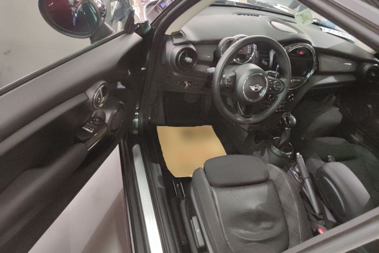 Used MINI 2016 1.5T COOPER Avant-Garde Driver Seat