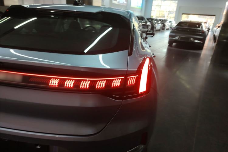 Used Zeekr 001 2021 Long-Range Dual-Motor WE Edition
