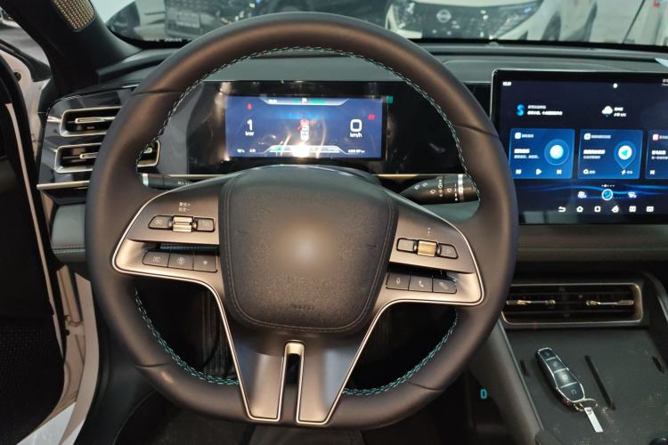 Used BYD Qin L 2024 DM-i 120KM Leading Model
