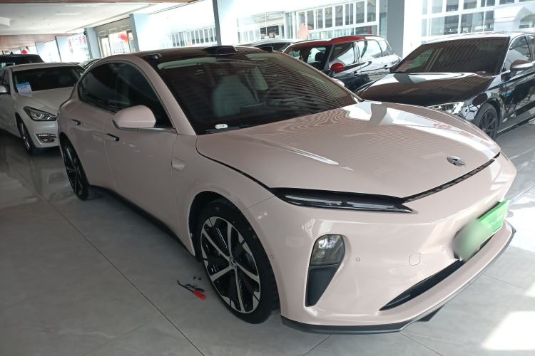 Used Nio ET5 2022 75 kWh Front Right 45 Deg