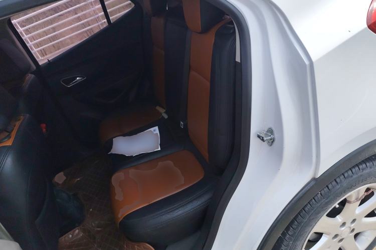 Used Buick Encore 2015 1.4T Automatic Two-Wheel Drive Urban Elite Version