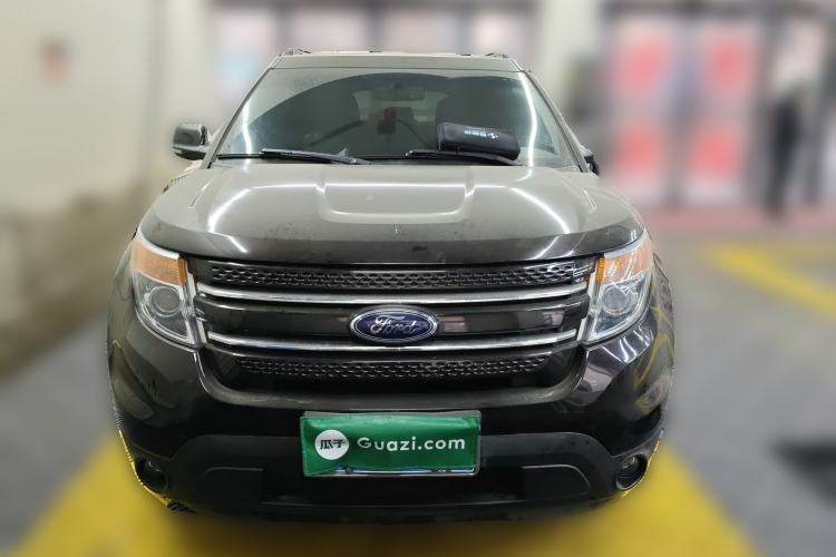 Used Ford Explorer 2013 3.5L Deluxe Model
