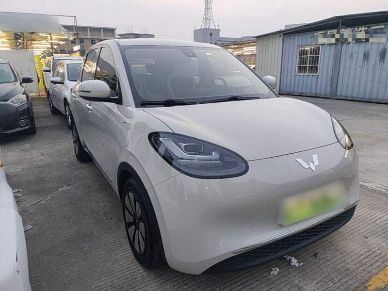 Used Wuling Bingo 2023 333 km Lingxi Connected+ Version — 3