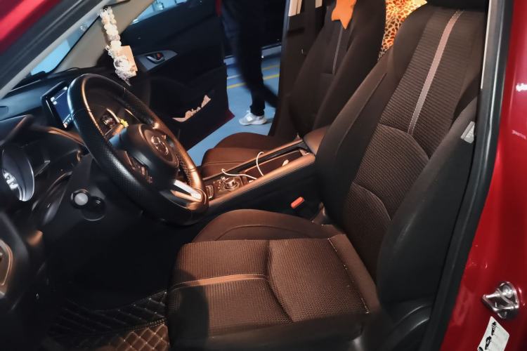 Used Mazda 3 Axela 2017 Sedan 1.5L Automatic Luxury Model China VI Standard