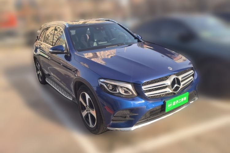 Used Mercedes-Benz GLC 2019 GLC 260 L 4MATIC Dynamic Model Front Right 45 Deg