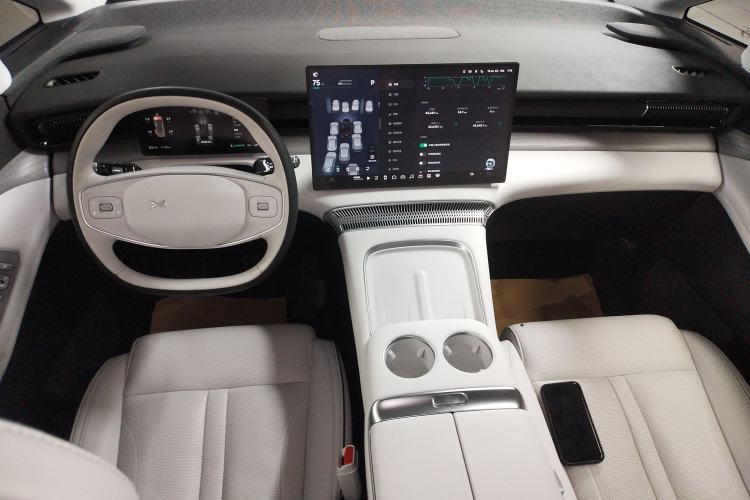 Used XPeng X9 2024 610 Long-Range Max
