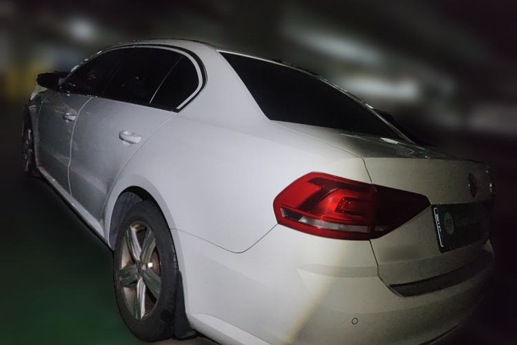 Used Volkswagen Lavida 2017 1.6L Automatic Fashion Edition
