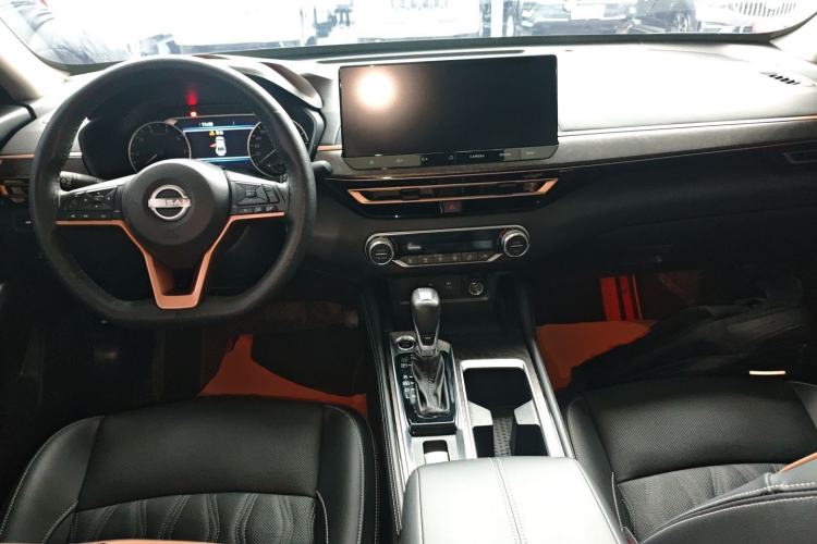 Used Nissan Teana 2024 2.0L SV Black Gold Edition