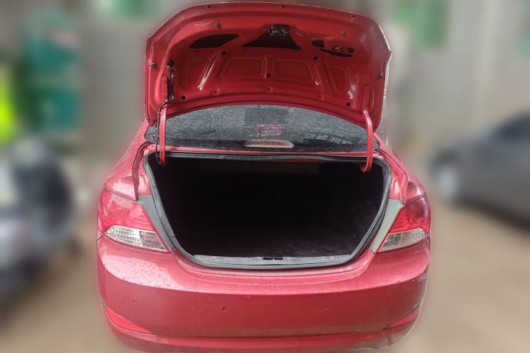 Used Hyundai Verna (older generation) 2010 Sedan 1.4L Manual Standard GL Model
