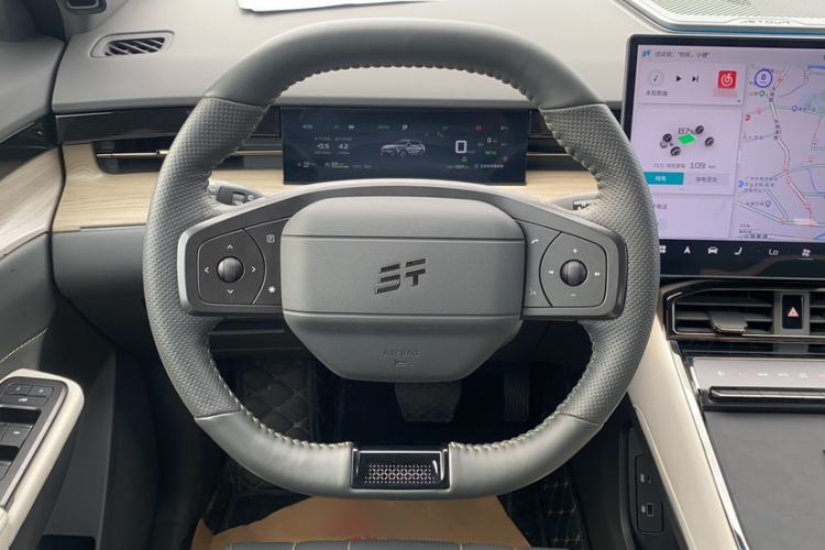 Used JETOUR Shanhai L6 2024 1.5TD DHT ULTRA