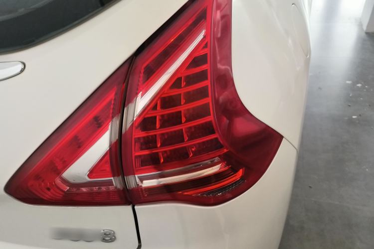 Used Peugeot 3008 2015 2.0L Automatic Classic Edition