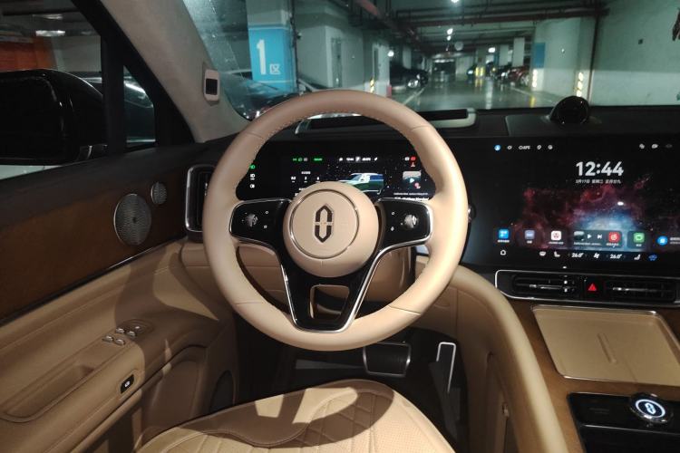 Used Hima AITO M9 2024 Range-Extended Ultra Version 52 kWh 5-Seater Model