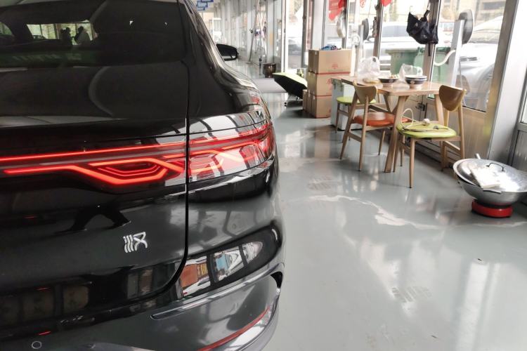 Used BYD Han 2023 EV Champion Edition 605KM Front-Drive Premium Model Right Rear Taillight