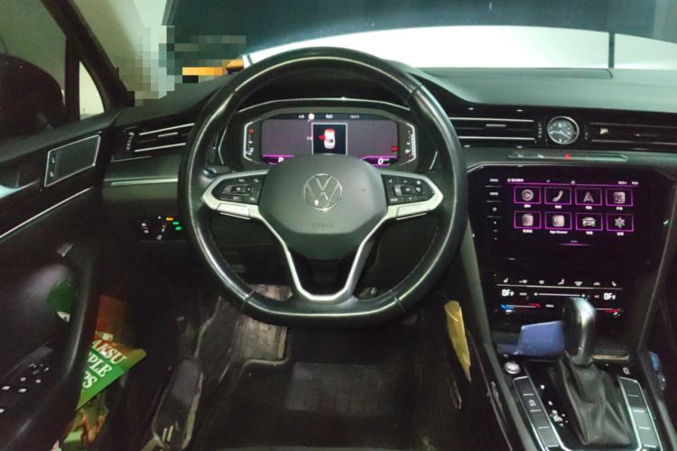 Used Volkswagen Magotan 2020 380TSI DSG Luxury Version Steering Wheel