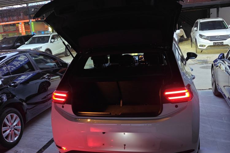 Used Volkswagen ID.3 2022 Active Pure Intelligent Enjoyment Edition
