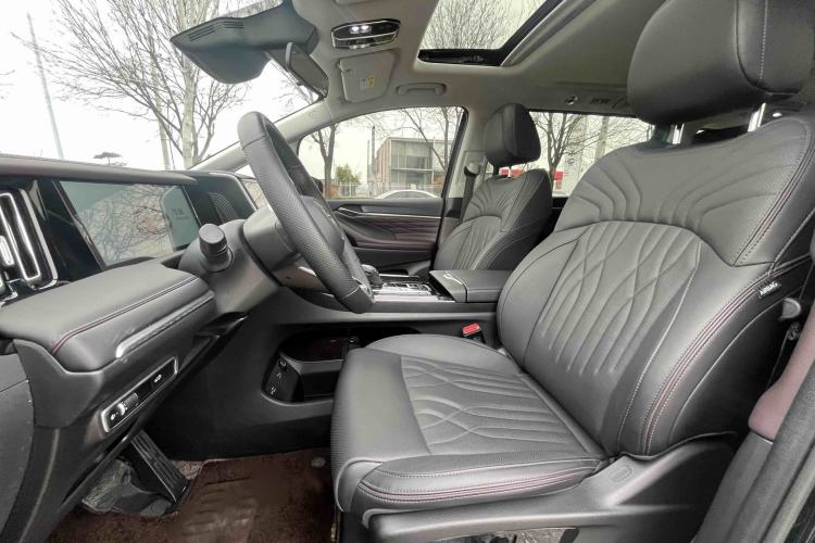 Used GAC Trumpchi M8 2024 Master Series 400T Prestige Edition
