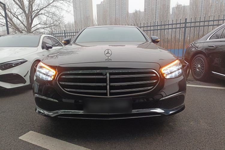 Used Mercedes-Benz E-Class 2022 Second Facelift E 300 L Fashion Edition
