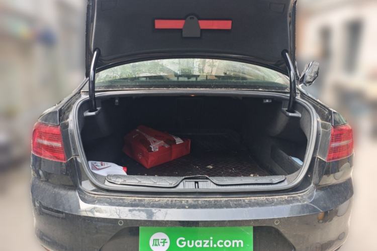 Used Volkswagen Magotan 2019 330TSI DSG Luxury Version China VI Standard Trunk