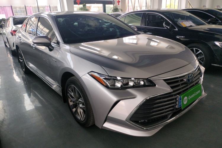 Used Toyota Avalon 2019 Dual-Engine 2.5L Luxury Edition China VI Standard
