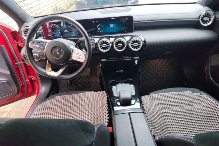 Used Mercedes-Benz A-Class 2020 Restyled A 200 L Sport Sedan Fashion Version
