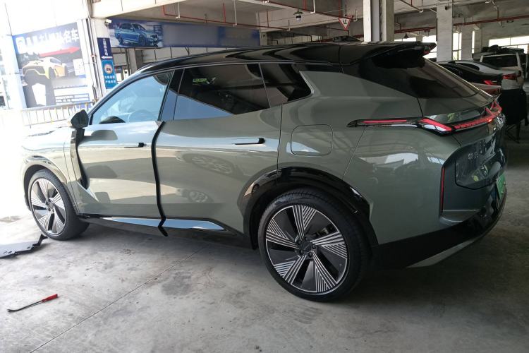 Used Lynk & Co 08 EM-P 2023 220km All-Wheel-Drive Performance Halo