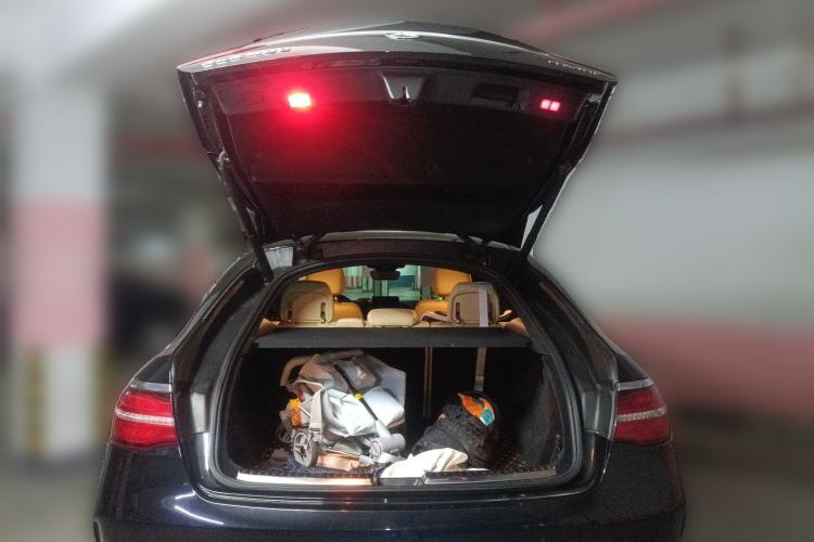 Used Mercedes-Benz GLE Coupe 2017 GLE 400 4MATIC Coupe SUV Trunk