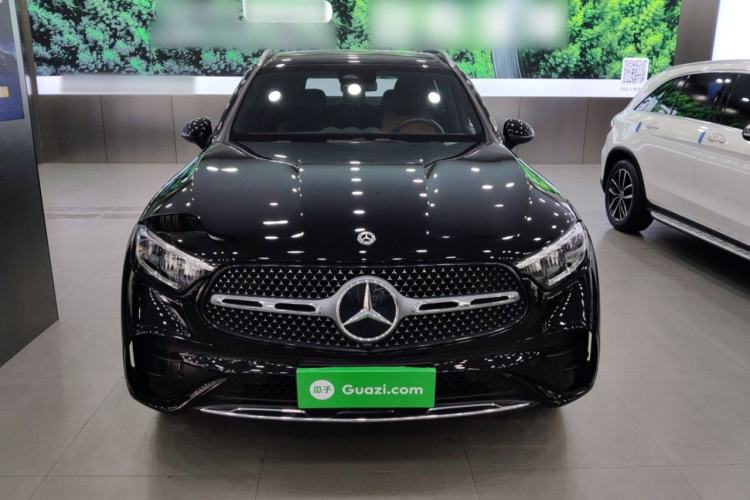 Used Mercedes-Benz GLC 2023 GLC 260 L 4MATIC Luxury Model 5 Seats