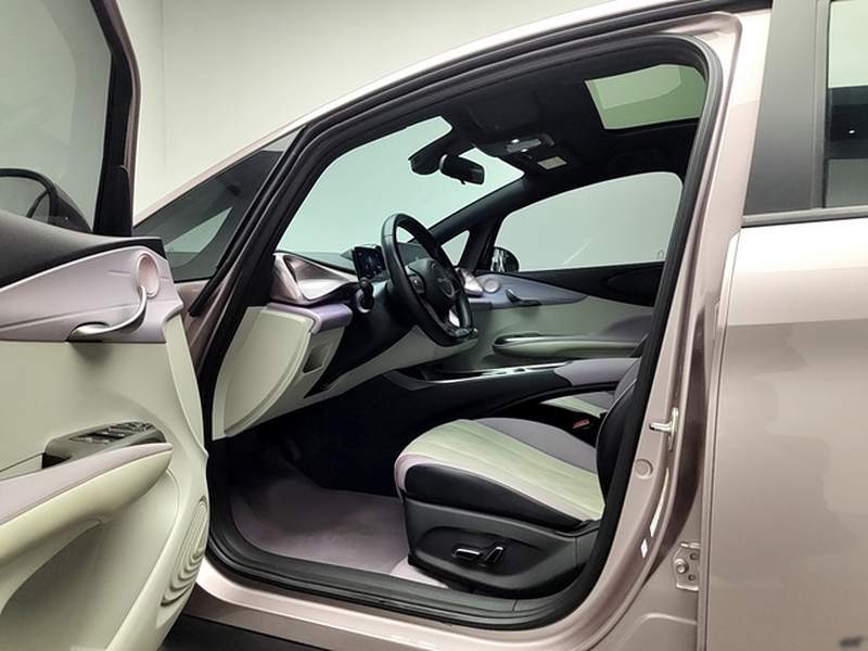 Used BYD Dolphin 2023 420 km Fashion Edition — 33