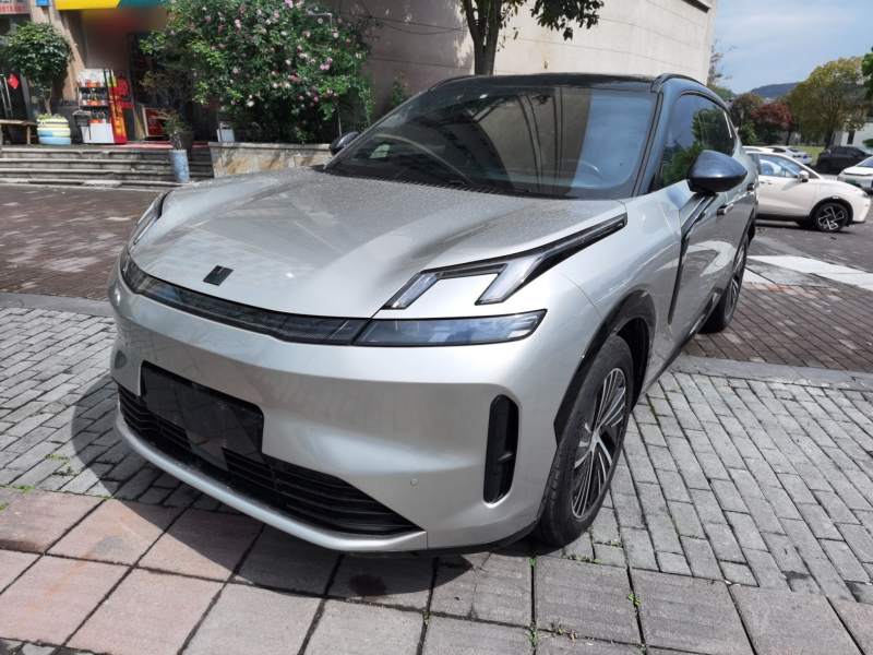 Used Lynk & Co 08 EM-P 2023 120km Long-Range Halo