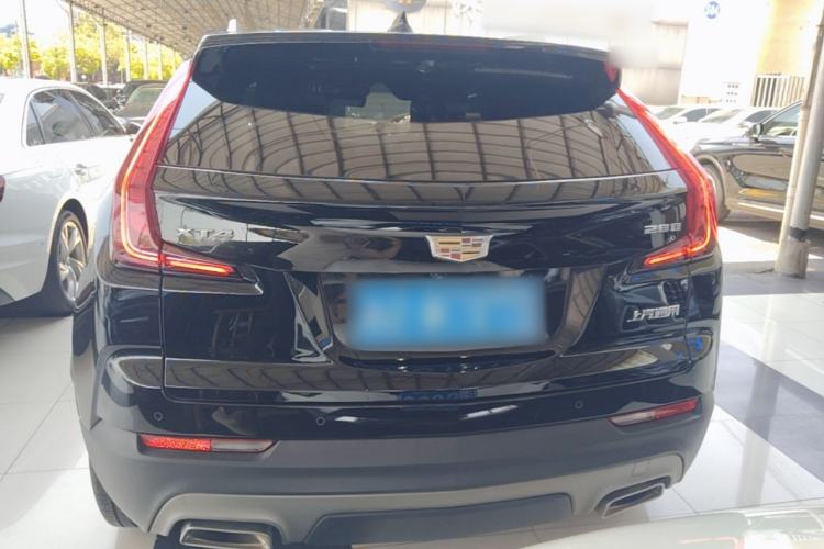 Used Cadillac XT4 2022 28T Two-Wheel-Drive Luxury Version Rear