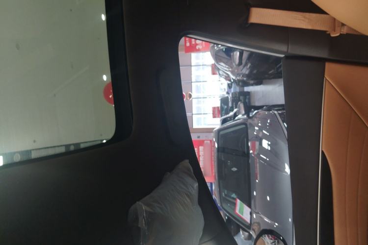 Used Dongfeng Aeolus L8 2025 Model 185KM Ideal Edition