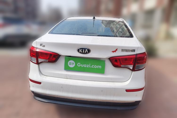 Used Kia K2 2015 Sedan 1.4L MT GLS
