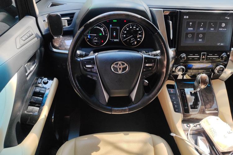 Used Toyota Vellfire 2023 Crown Dual-Engine 2.5L HV Ultimate Edition Steering Wheel