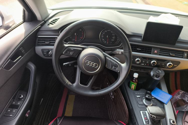 Used Audi A4L 2019 40 TFSI Ambition China VI