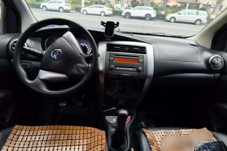 Used Nissan Livina 2013 JINRUI 1.6XV Manual Luxury Edition