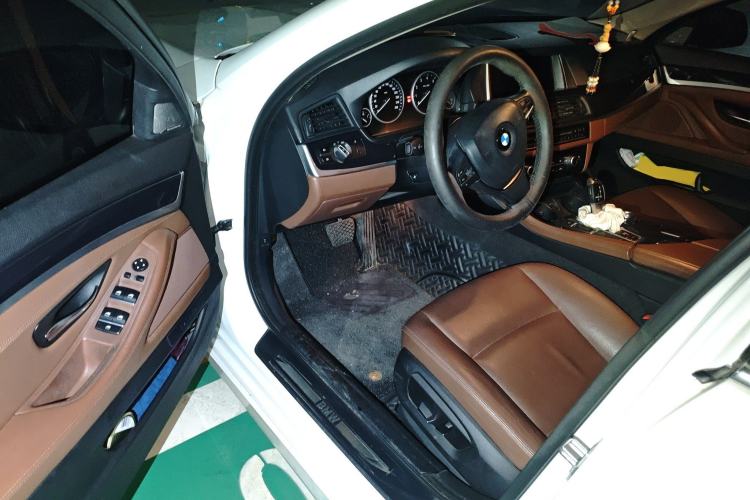 Used BMW 5 Series 2017 520Li Elegant Edition
