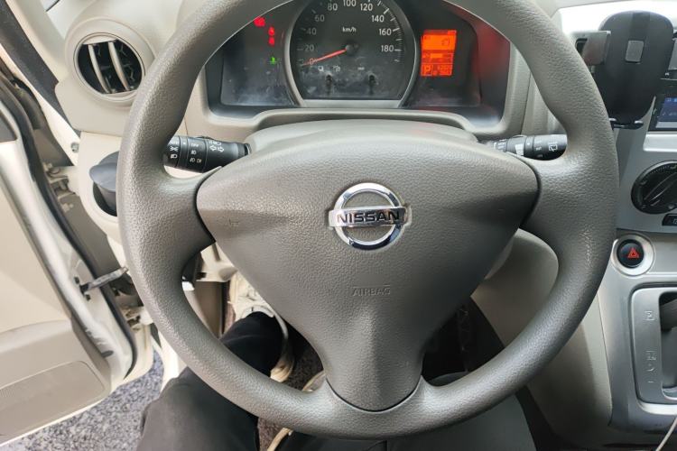 Used Nissan NV200 2018 1.6L CVT Luxury Model Steering Wheel