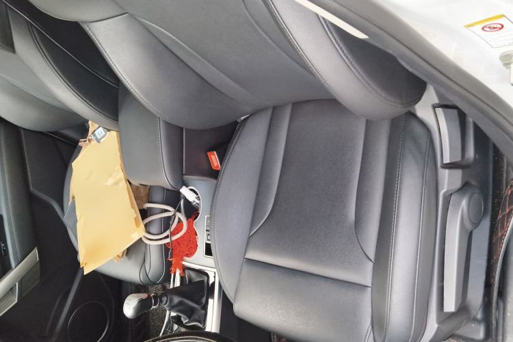 Used Haval H2 2017 Red-Label 1.5T Manual Two-Wheel Drive Luxury Model