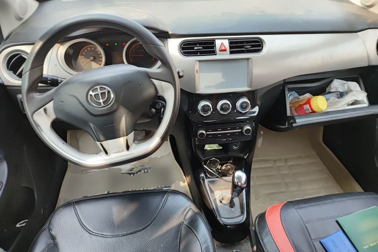 Used Brilliance H230 2012 1.5L AMT Sunroof Version
