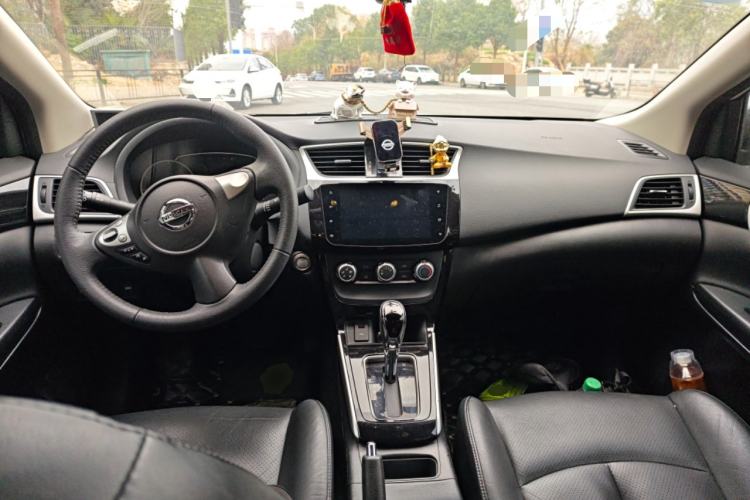 Used Nissan Sylphy 2019 1.6XV CVT Smart Connect Luxury Edition China VI Standard
