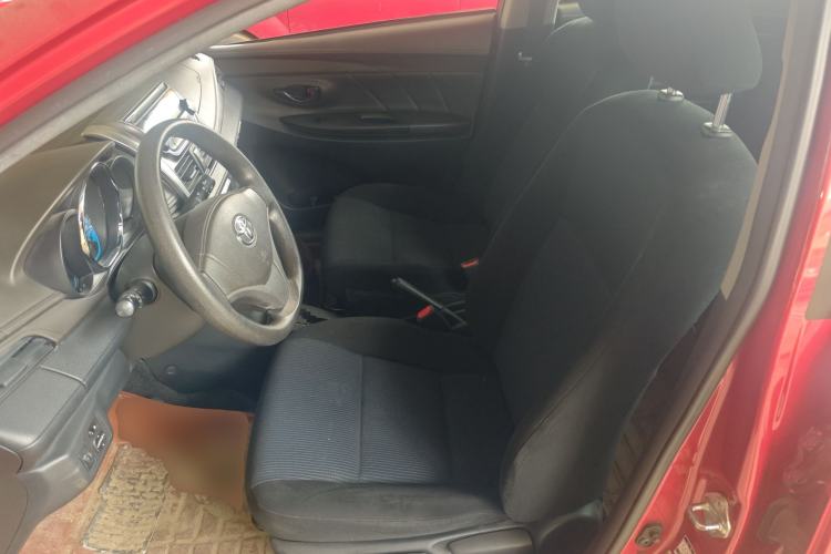 Used Toyota YARiS L Zhi Xuan 2014 1.3E Automatic Charm Edition
